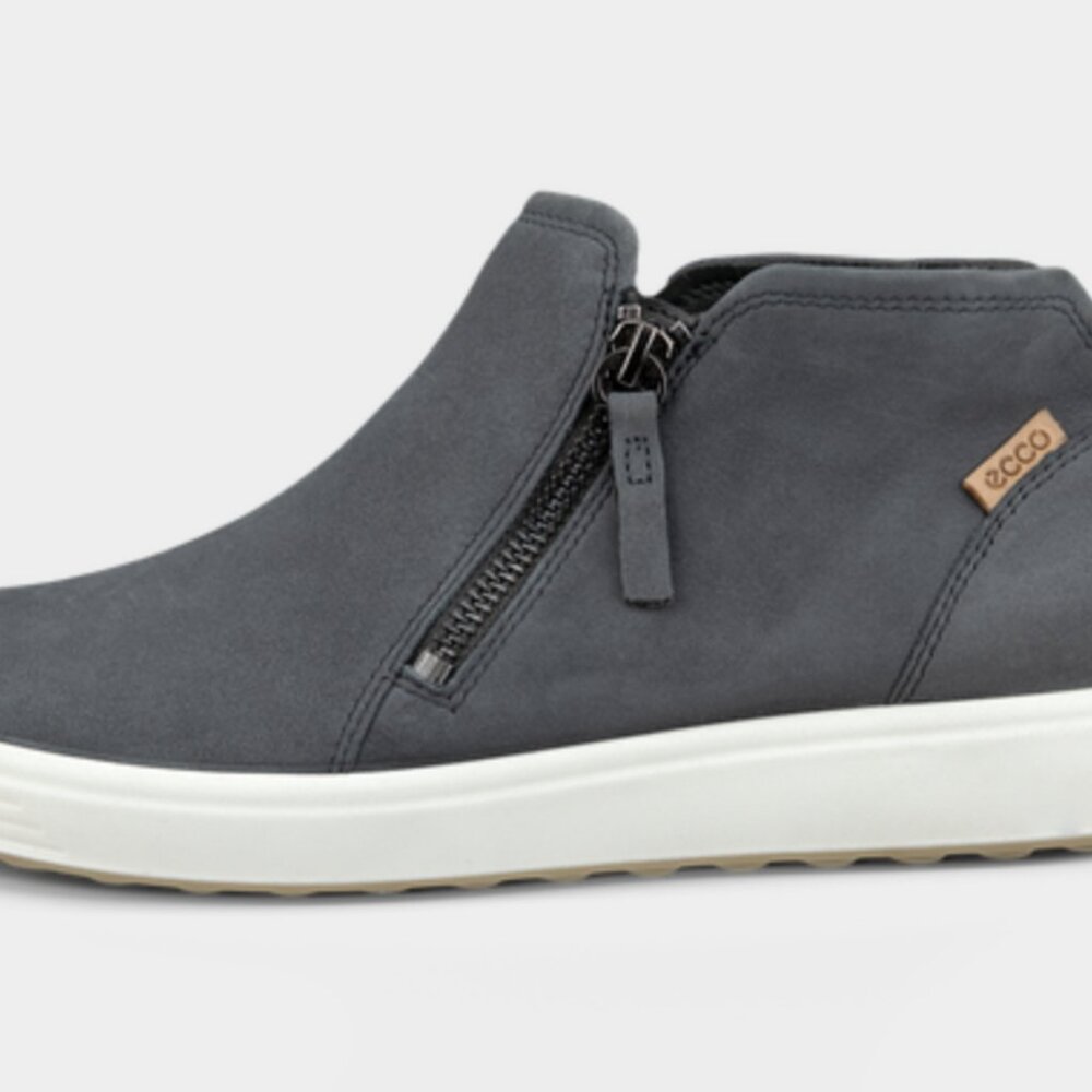 ECCO WOMEN'S SOFT 7 LOW BOOTIE